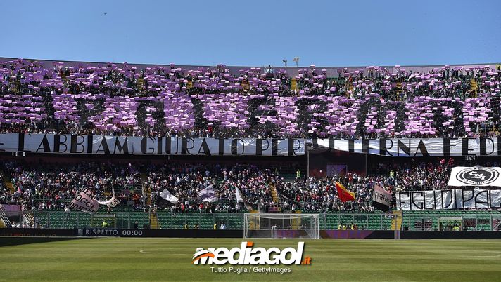 Palermo, tra debiti e crediti: 30 milioni per salvare i rosa, la situazione