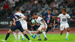 Anche la Francia dice stop al calcio: ripresa della Ligue 1 fermata