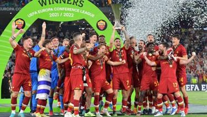 Tazze Personalizzate a Tema Calcio: Il Regalo Perfetto per gli Appassionati  Tazze Personalizzate a Tema Calcio: Il Regalo Perfetto per gli Appassionati - immagine 1