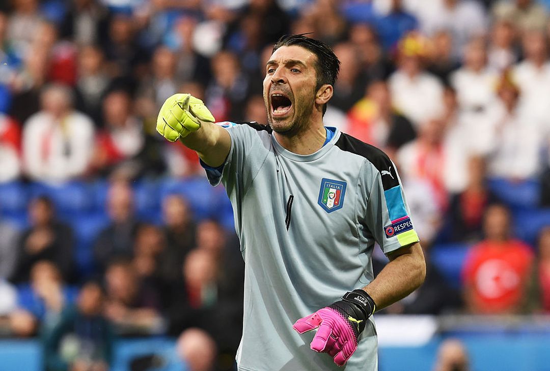  LYON, FRANCE - JUNE 13: Gianluigi Buffon of Italy shouts during the UEFA EURO 2016 Group E match between Belgium and Italy at Stade des Lumieres on June 13, 2016 in Lyon, France.  (Photo by Claudio Villa/Getty Images) 