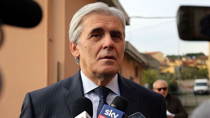 Pres. Aia, Nicchi: “Dispiace non poter vedere Rizzoli arbitrare la finale, ma Francia-Germania non è da meno”  Pres. Aia, Nicchi: “Dispiace non poter vedere Rizzoli arbitrare la finale, ma Francia-Germania non è da meno”