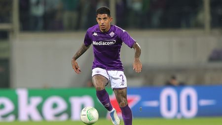 FLORENCE, ITALY - OCTOBER 27: Domilson Cordeiro dos Santos known as Dodo of ACF Fiorentina in action during the UEFA Europa Conference League group A match between ACF Fiorentina and Istanbul Basaksehir at Stadio Artemio Franchi on October 27, 2022 in Florence, Italy. (Photo by Gabriele Maltinti/Getty Images)