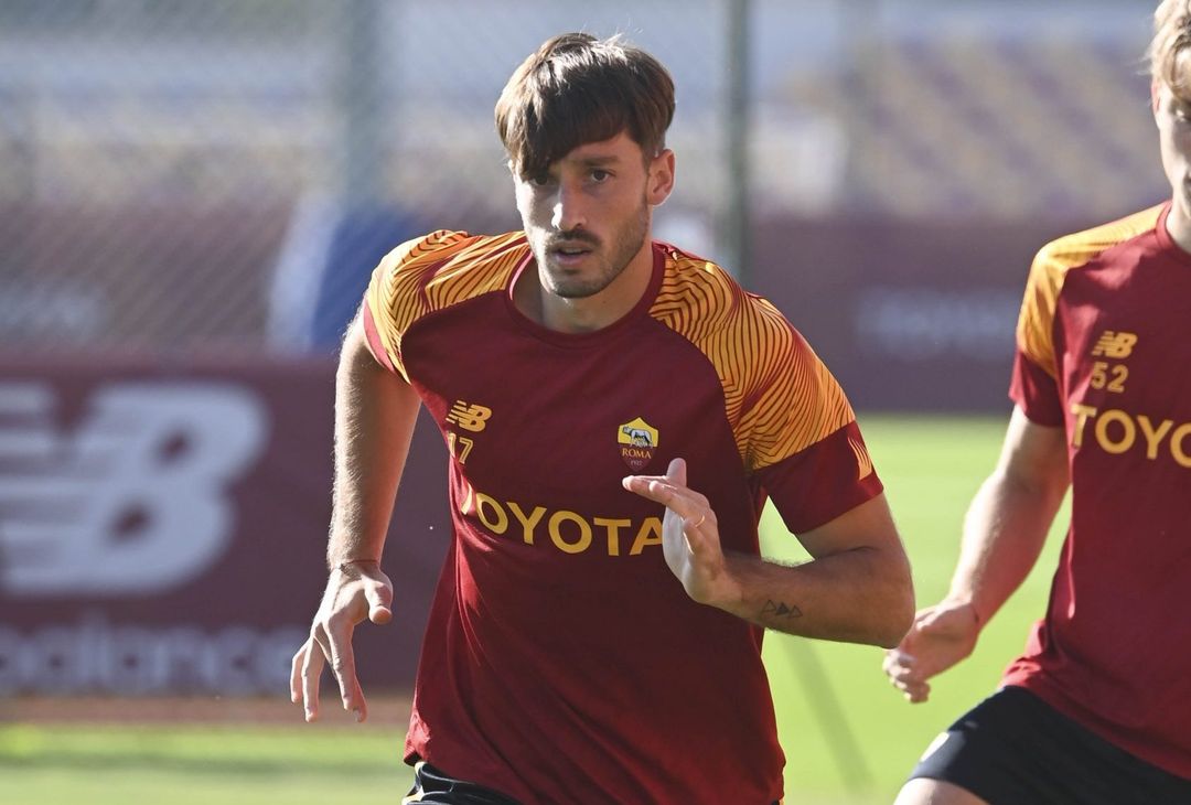 Trigoria, ripresa in vista della Samp: in campo Zaniolo e Karsdorp – FOTO GALLERY - immagine 24