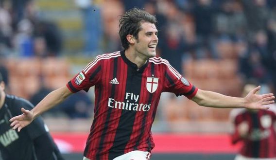 Andrea Poli (fonte foto: www.calciomercato.com) Andrea Poli (fonte foto: www.calciomercato.com)