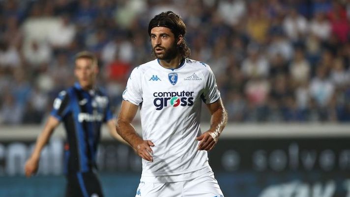 BERGAMO, ITALY - MAY 21: Sebastiano Luperto of Empoli Calcio looks on during the Serie A match between Atalanta BC and Empoli FC at Gewiss Stadium on May 21, 2022 in Bergamo, Italy. (Photo by Marco Luzzani/Getty Images) UFFICIALE – Luperto lascia il Napoli e resta in Serie A: la formula del trasferimento - immagine 1