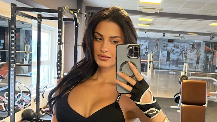 Eleonora Incardona lascia a bocca aperta: curve da urlo e sguardo magnetico - immagine 1