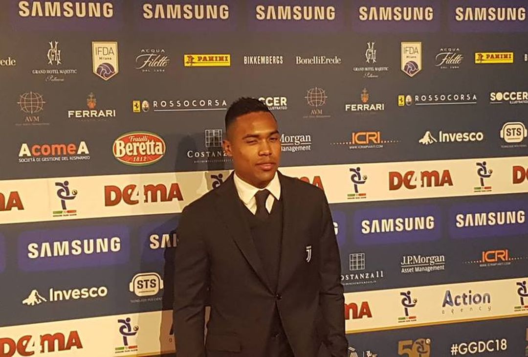  Alex Sandro @PianetaMilan 