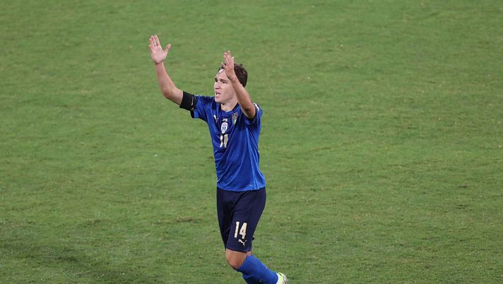 FLORENCE, ITALY - SEPTEMBER 02: Federico Chiesa of Italy celebrates after scoring a goal during the 2022 FIFA World Cup Qualifier match between Italy and Bulgaria at Artemio Franchi on September 2, 2021 in Florence, Italy.  (Photo by Gabriele Maltinti/Getty Images) 
