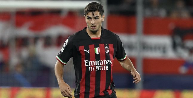 Brahim Díaz (attaccante AC Milan), qui durante Salisburgo-Milan 1-1 (Champions League 2022-2023) | News (Getty Images) Brahim Díaz AC Milan Salisburgo-Milan 1-1 Champions League 2022-2023