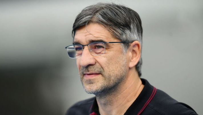 VERONA, ITALY - MAY 14: Ivan Juric, Head Coach of Torino looks on prior to the Serie A match between Hellas and Torino FC at Stadio Marcantonio Bentegodi on May 14, 2022 in Verona, Italy. (Photo by Alessandro Sabattini/Getty Images) Juric: “Scelto il portiere titolare! Izzo e Seck out, Vlasic, Miranchuk, Vagnati e servono acquisti” - immagine 1