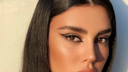 Michelle Sander, look provocante. L’ex lady Petagna stupisce il web in versione Cleopatra