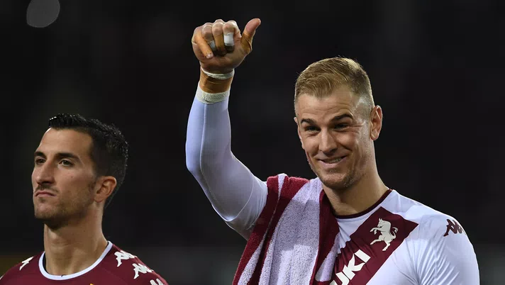 TURIN, ITALY - NOVEMBER 26:  Joe Hart of FC Torino gestures during the Serie A match between FC Torino and AC ChievoVerona at Stadio Olimpico di Torino on November 26, 2016 in Turin, Italy.  (Photo by Valerio Pennicino/Getty Images)