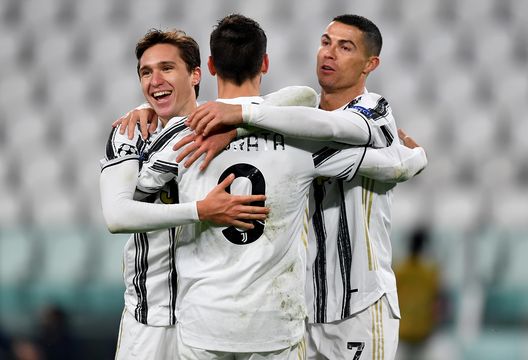 Morata esulta insieme a Cristiano Ronaldo e Chiesa Morata esulta insieme a Cristiano Ronaldo e Chiesa