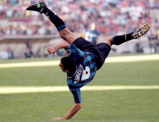 Cesari ricorda: “Djorkaeff in Inter-Roma? Gol bellissimo ma mi incazzai con lui perché…”- immagine 2
