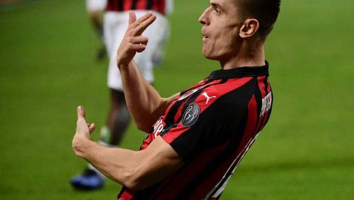 A.C.Milan's forward Krzysztof Piatek from Poland celebrates after scoring during the Italian Serie A football match AC Milan vs Empoli on February 22, 2019 at the San Siro stadium in Milan. (Photo by MARCO BERTORELLO / AFP) (Photo credit should read MARCO BERTORELLO/AFP/Getty Images) PREVIEW – Tutti i nostri consigli per la 29a: chi schierare e chi evitare al fantacalcio - immagine 1