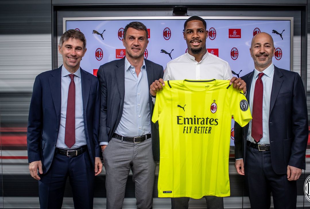  Mike Maignan è ufficialmente il nuovo portiere del Milan (acmilan.com) 