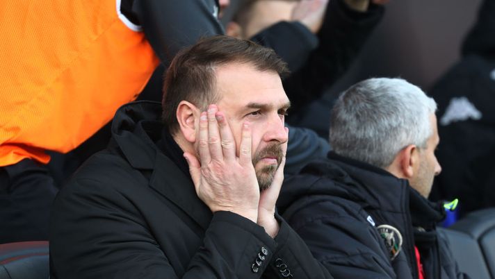 VENICE, ITALY - FEBRUARY 20: Head coach of Venezia Paolo Zanetti during Serie A match between Venezia FC and Genoa CFC at Stadio Pier Luigi Penzo on February 20, 2022 in Venice, Italy. (Photo by Maurizio Lagana/Getty Images) Venezia, Zanetti: “Nel complesso credo che il pareggio sia stato giusto” - immagine 1