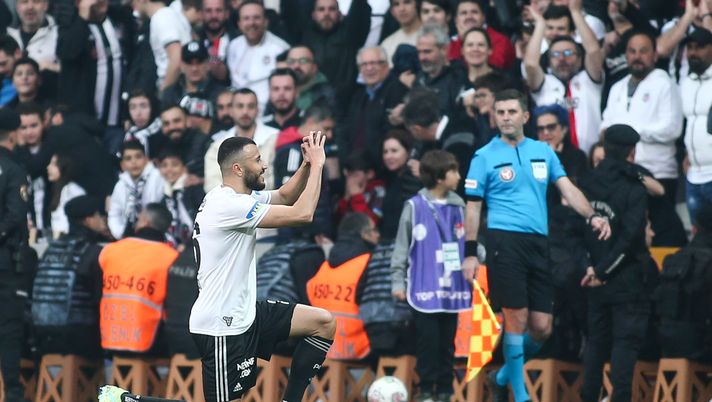 Istanbul derby il Besiktas ribalta le sorti