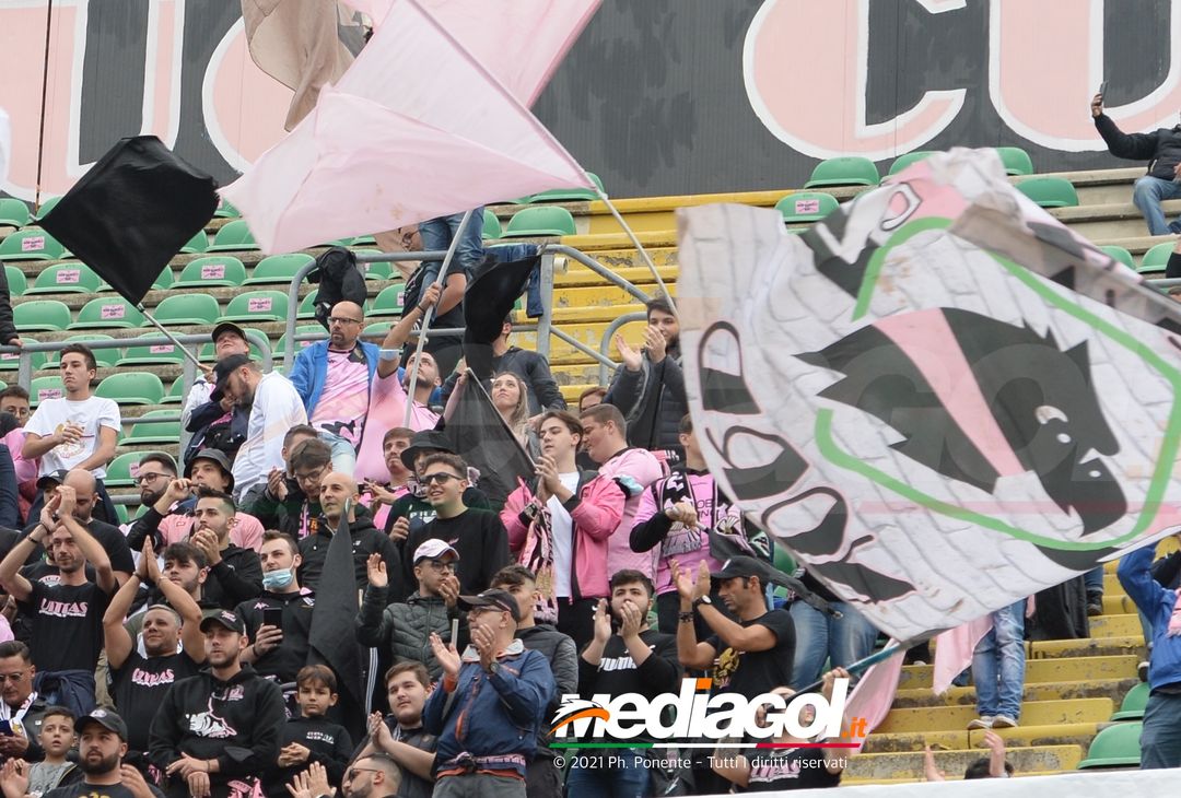 FOTO, i tifosi allo stadio per Palermo – Avellino 1-1 (Gallery) - immagine 56