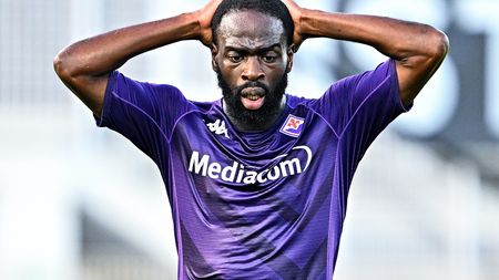 LA SPEZIA, ITALY - OCTOBER 30: Jonathan Ikoné of Fiorentina reacts with disappointment during the Serie A match between Spezia Calcio and ACF Fiorentina at Stadio Alberto Picco on October 30, 2022 in La Spezia, Italy. (Photo by Simone Arveda/Getty Images)