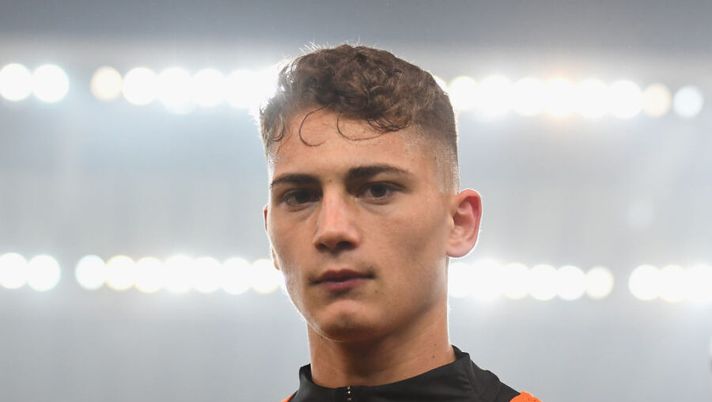 UDINE, ITALY - FEBRUARY 02: Sebastiano Esposito of FC Internazionale looks on during the Serie A match between Udinese Calcio and FC Internazionale at Stadio Friuli on February 2, 2020 in Udine, Italy. (Photo by Alessandro Sabattini/Getty Images) Inter, nuova avventura all’estero per Esposito: va all’Anderlecht, cifre e formula - immagine 1