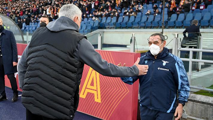 Il 2022 diventa un derby: Mou “La Lazio segna in fuorigioco”, la risposta “Sei ossessionato” - immagine 1