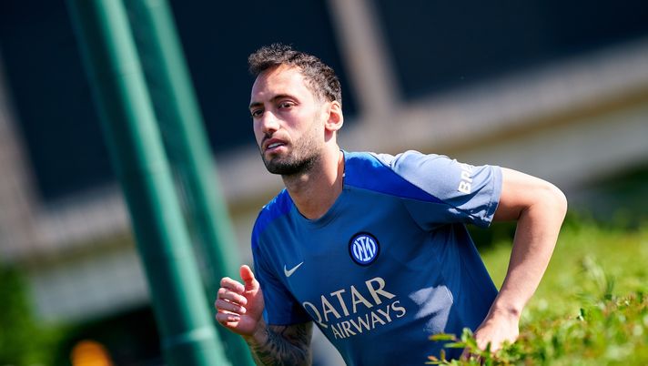 Inter, arriverà il tempo delle cessioni: non solo Calhanoglu, altri due giocatori ai saluti? - immagine 1