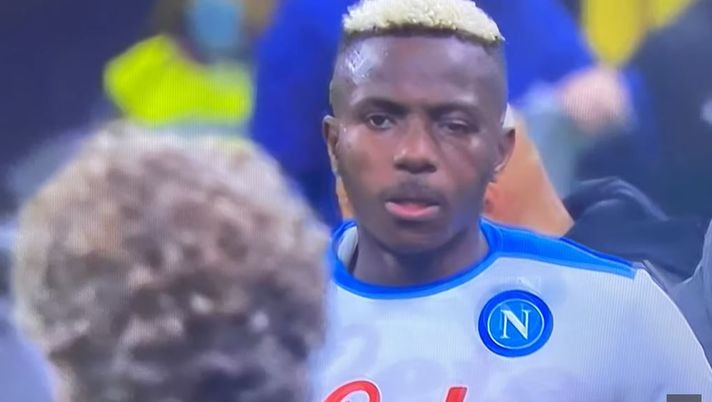 UFFICIALE – Osimhen passerà la notte sotto osservazione, poi sarà operato - immagine 1