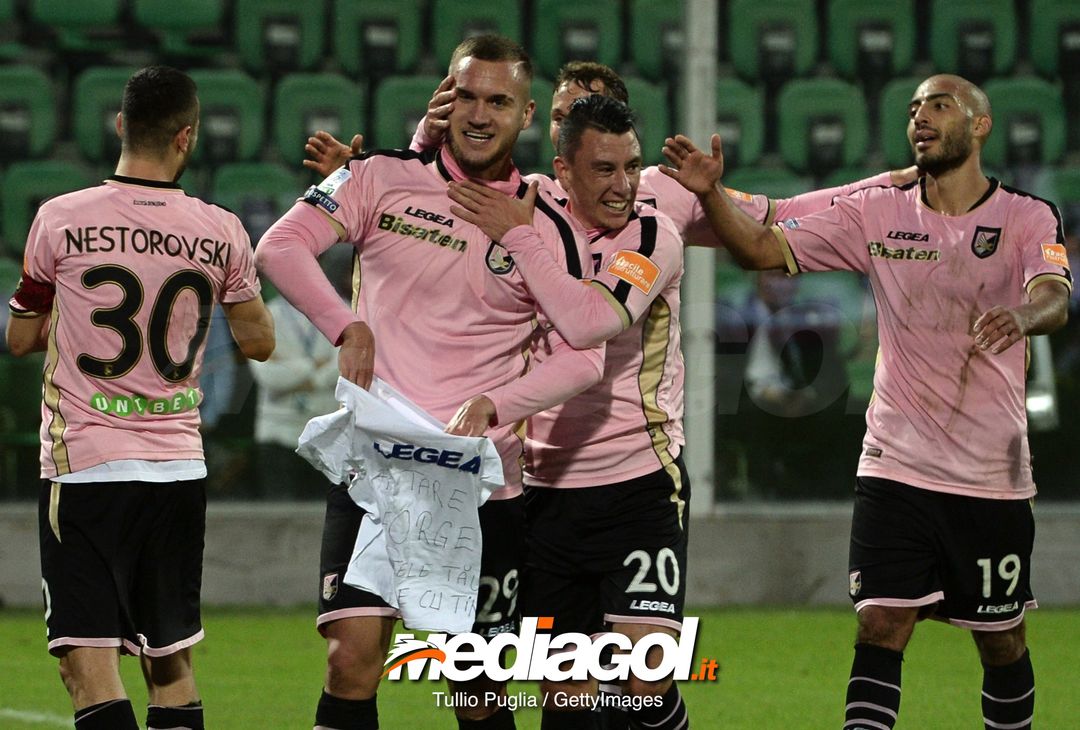  during the Serie B match between US Citta di Palermo and Cosenza at Stadio Renzo Barbera on November 3, 2018 in Palermo, Italy. 