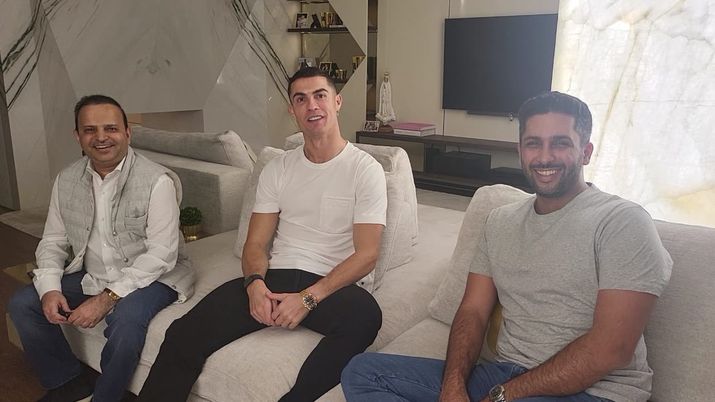 Ronaldo in Arabia: eppure nel 2015 disse “Finirò la carriera in un top club” Ronaldo in Arabia: eppure nel 2015 disse “Finirò la carriera in un top club” - immagine 1