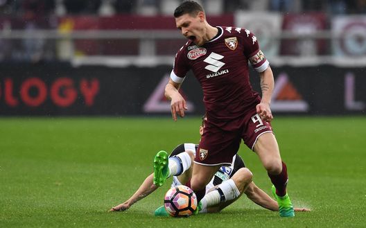 TURIN, ITALY - APRIL 02:  Andrea Belotti (R) of FC Torino is tackled by Sven Kums of Udinese Calcio during the Serie A match between FC Torino and Udinese Calcio at Stadio Olimpico di Torino on April 2, 2017 in Turin, Italy.  (Photo by Valerio Pennicino/Getty Images) 