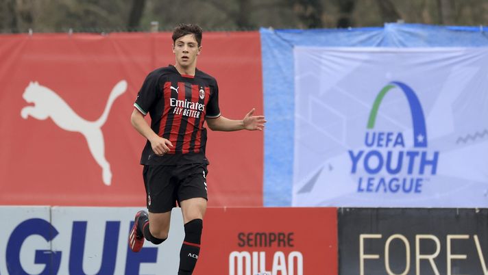 Andrea Bozzolan, calciatore del Milan primavera (getty images)