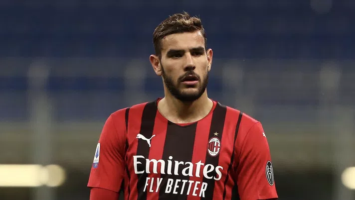Theo Hernández (difensore AC Milan), qui durante Milan-Cagliari 0-0 (Serie A 2020-2021) | News (Getty Images)