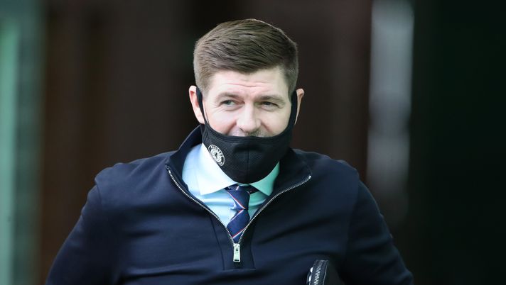 GLASGOW, SCOTLAND - OCTOBER 17: Steven Gerrard, Manager of Rangers arrives at the stadium prior to the Ladbrokes Scottish Premiership match between Celtic and Rangers at Celtic Park on October 17, 2020 in Glasgow, Scotland. Sporting stadiums around the UK remain under strict restrictions due to the Coronavirus Pandemic as Government social distancing laws prohibit fans inside venues resulting in games being played behind closed doors. (Photo by Ian MacNicol/Getty Images) GLASGOW, SCOTLAND - OCTOBER 17: Steven Gerrard, Manager of Rangers arrives at the stadium prior to the Ladbrokes Scottish Premiership match between Celtic and Rangers at Celtic Park on October 17, 2020 in Glasgow, Scotland. Sporting stadiums around the UK remain under strict restrictions due to the Coronavirus Pandemic as Government social distancing laws prohibit fans inside venues resulting in games being played behind closed doors. (Photo by Ian MacNicol/Getty Images)