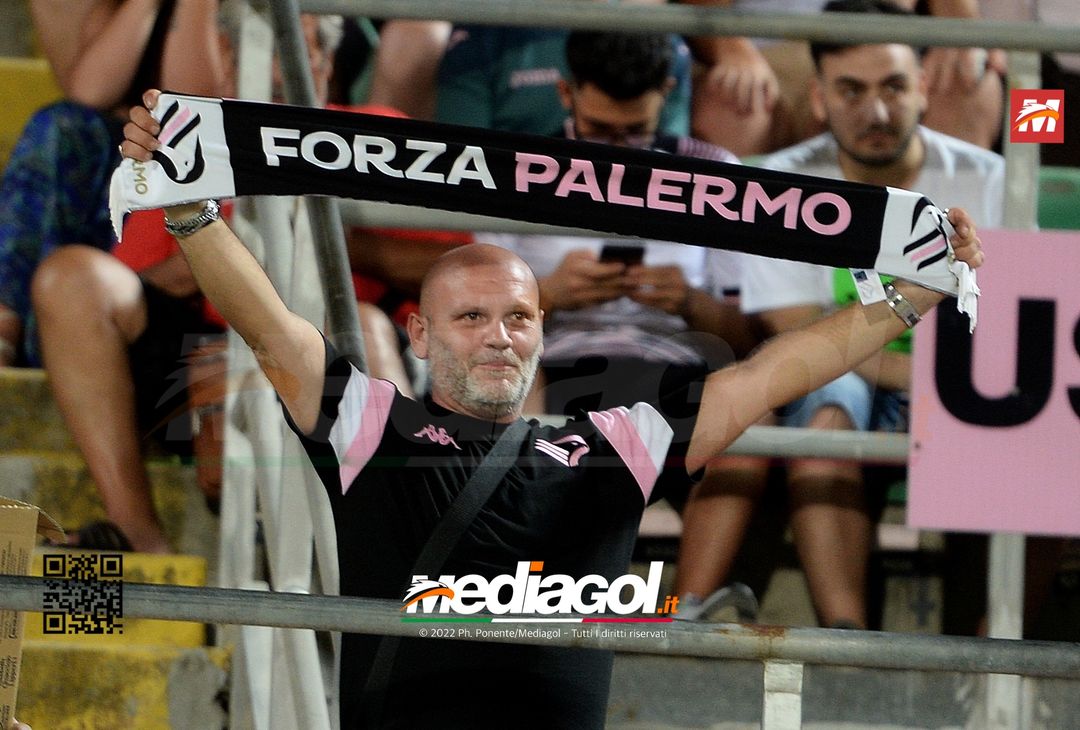 FOTOTIFO, Palermo-Reggiana 3-2 i tifosi allo stadio (gallery) - immagine 54