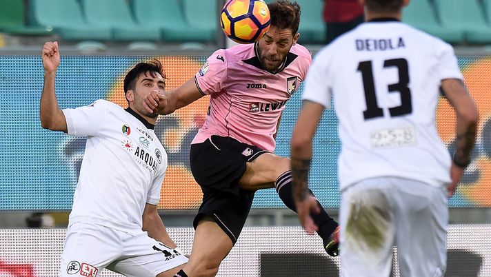during the TIM Cup A match betweenUS Citta di Palermo and AC Spezia at Stadio Renzo Barbera on November 30, 2016 in Palermo, Italy.  during the TIM Cup A match betweenUS Citta di Palermo and AC Spezia at Stadio Renzo Barbera on November 30, 2016 in Palermo, Italy.