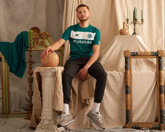 Roma, nasce la Legacy Collection: la maglia verde è ispirata all’Alba – FOTO- immagine 2