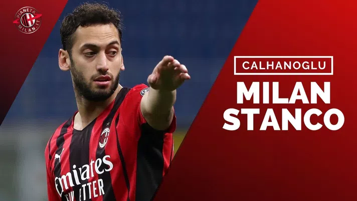Hakan Calhanoglu (centrocampista AC Milan), può lasciare il Milan a parametro zero nel calciomercato estivo | News (Getty Images)