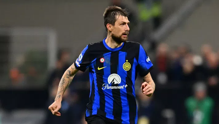Bucchi: “Ho allenato Acerbi, ragazzo incredibile e molto sensibile. Se fosse vero…” - immagine 1