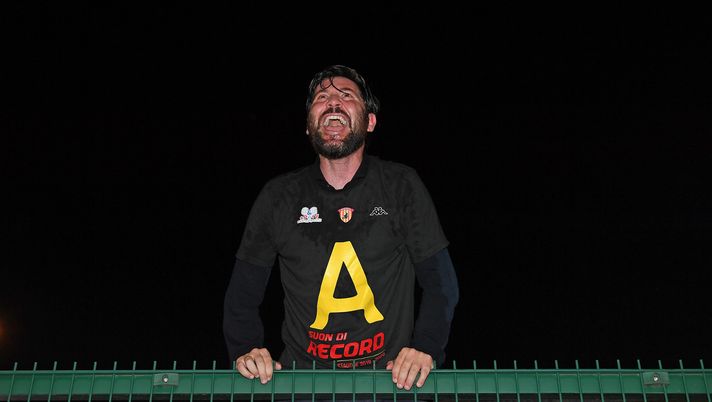 BENEVENTO, ITALY - JUNE 29: Pasquale Foggia Benevento Calcio sports director celebrates the victory of Serie B outside the Stadio Ciro Vigorito after the serie B match between Benevento Calcio and SS Juve Stabia at Stadio Ciro Vigorito on June 29, 2020 in Benevento, Italy. (Photo by Francesco Pecoraro/Getty Images for Lega Serie B) BENEVENTO, ITALY - JUNE 29: Pasquale Foggia Benevento Calcio sports director celebrates the victory of Serie B outside the Stadio Ciro Vigorito after the serie B match between Benevento Calcio and SS Juve Stabia at Stadio Ciro Vigorito on June 29, 2020 in Benevento, Italy. (Photo by Francesco Pecoraro/Getty Images for Lega Serie B)