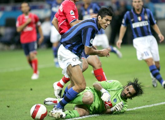 (Photo by Newpress/Getty Images) Napoli, Iezzo carica: “La fase offensiva azzurra può creare problemi al Barça”- immagine 2