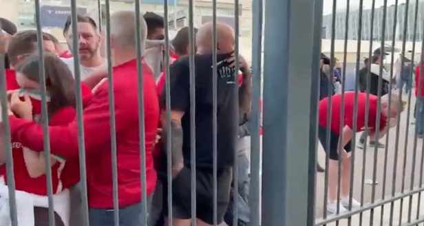 Finale Champions 2022, la Uefa rimborserà i tifosi del Liverpool- immagine 2