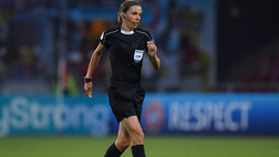 Mondiale in Qatar, ufficializzati gli arbitri: per la prima volta ci sono anche donne
