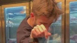 Piqué, a Dubai passaggio obbligatorio da Salt Bae. E quel “pizzico” di sale in più… (VIDEO)