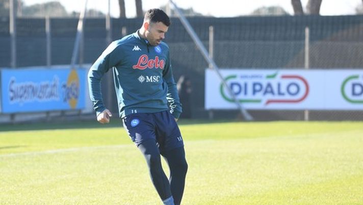 Napoli, report allenamento: Petagna ha svolto l’intera seduta in gruppo Napoli, report allenamento: Petagna ha svolto l’intera seduta in gruppo