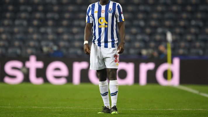 PORTO, PORTUGAL - DECEMBER 01: Malang Sarr of FC Porto in action during the UEFA Champions League Group C stage match between FC Porto and Manchester City at Estadio do Dragao on December 1, 2020 in Porto, Portugal. Sporting stadiums around Portugal remain under strict restrictions due to the Coronavirus Pandemic as Government social distancing laws prohibit fans inside venues resulting in games being played behind closed doors. (Photo by Octavio Passos/Getty Images) PORTO, PORTUGAL - DECEMBER 01: Malang Sarr of FC Porto in action during the UEFA Champions League Group C stage match between FC Porto and Manchester City at Estadio do Dragao on December 1, 2020 in Porto, Portugal. Sporting stadiums around Portugal remain under strict restrictions due to the Coronavirus Pandemic as Government social distancing laws prohibit fans inside venues resulting in games being played behind closed doors. (Photo by Octavio Passos/Getty Images)