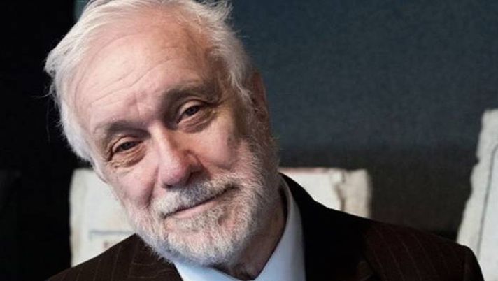 VIDEO Quando il genio di De Crescenzo collegò San Gennaro e… Maradona 