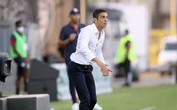  CAGLIARI, ITALY - JUNE 27: Torino's coach Moreno Longo reacts during the Serie A match between Cagliari Calcio and Torino FC at Sardegna Arena on June 27, 2020 in Cagliari, Italy. (Photo by Enrico Locci/Getty Images)