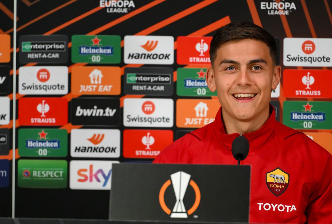 Roma, la conferenza stampa di De Rossi e Dybala alla vigilia del Milan – FOTO GALLERY - immagine 3