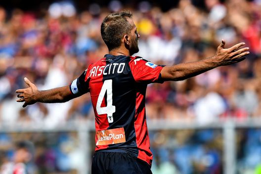 (Photo by Paolo Rattini/Getty Images) Genoa, Criscito: “Mi volevano come dirigente, ma io voglio giocare”- immagine 2